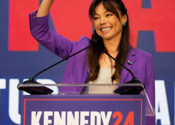 “무소속 케네디 후보 바이든 표 더 잠식할 것”