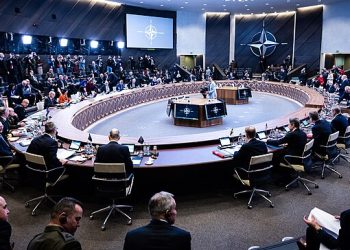 폴란드 “우크라에 나토군 파병, 불가능한 일 아냐”