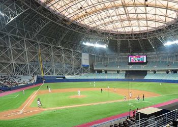 메이저리그 서울 개막전..10만명 인파 예상…안전요원 400명 투입