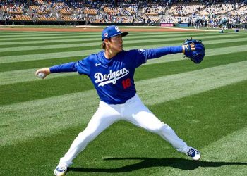 다저스 야마모토, 또 4실점 부진