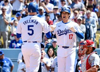 ‘통역 도박 논란’ 오타니, 본토 개막전서 2안타 1볼넷 활약