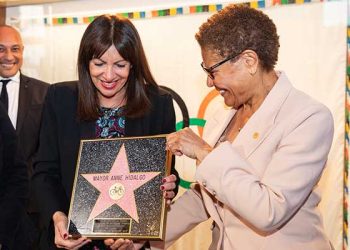 캐런 배스 LA 시장 프랑스 파리 방문 중…”올림픽 준비 과정 배울 것”