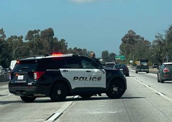 10번 Fwy 라브레아 구간 승용자-오토바이 충돌..정체극심