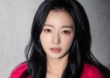 학폭의혹 점입가경..깻잎머리 졸업사진 등장…부천대장?