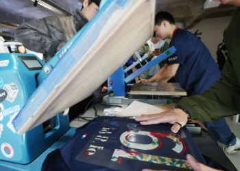 이강인, 음바페 제치고 유니폼 판매 1위..한국팬 300% 증가