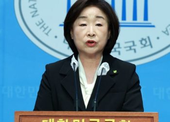 원외정당 전락 정의당 심상정, 정계은퇴 선언