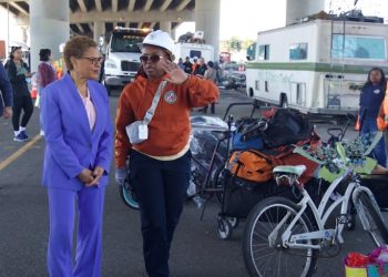 노숙자 RV 16대 강제 철거…LA시 팔 걷어 붙였다