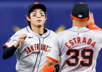 이정후, 6경기 연속 안타 행진…시즌 2호 도루도 성공