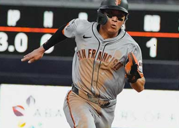 이정후, 멀티히트로 9경기 연속 안타…타율 0.270 상승