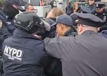 경찰, 컬럼비아대 캠퍼스 진입 …’팔’지지 시위 학생들 체포(영상)