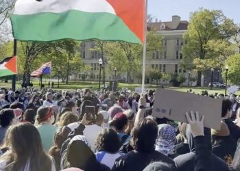 대학가 반이스라엘 시위격화…수백여명 체포, 캠퍼스폐쇄 잇따라(영상)