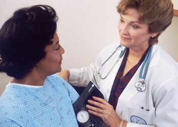 “여성의사에게 치료받으면 사망률 낮아져” UCLA 연구팀