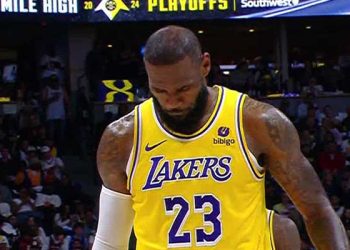 레이커스 충격패…플레이오프 1R 탈락