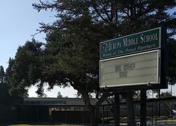 12살 중학생 학교서 동급생 총기위협…집에 감춰둔 탄약 수백발 발견