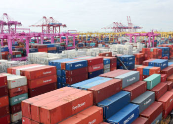 OECD, 한국경제 전망 대폭상향 조정…일본은 하향, 재역전 전망