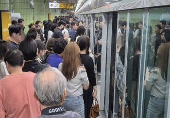 [이런일도] ‘종착역 착각’ 지하철 기관사, 승객 모두 하차시켜