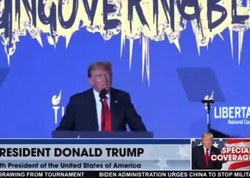 트럼프, 자유당 전당대회 연설 중 야유 받아…”최악의 대통령”(영상)