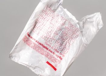 마켓-식당서 비닐봉투 전면 퇴출…유료 제공도 금지