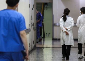 한국 의사들 미국 몰려온다… 문턱 크게 낮아져