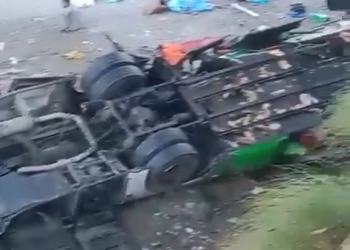 파키스탄 버스 협곡 추락…28명 사망 20명 부상