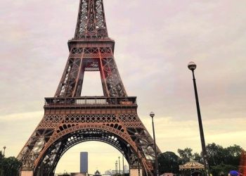 홀로 파리 여행 한국인 남성 보름째 행방불명