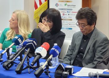 “경찰 9명, 죽어가는 아들 지켜만 보고 있었다…구급대원도 부르지 않아”…전면수사 요구