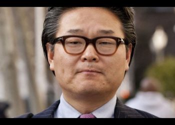 “100억 달러 투자 사기 한인 빌 황씨, 월가 전설 되려는 욕심에 범행”