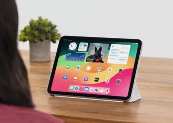 눈 움직임으로 아이폰 검색…애플, 아이트래킹 신기술