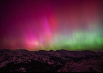 21년만 가장 강력한 태양폭풍…전세계 곳곳 오로라, 이번 주까지