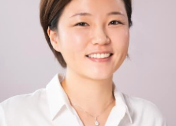 [강지니 칼럼] 상사의 괴롭힘 vs 동료의 괴롭힘