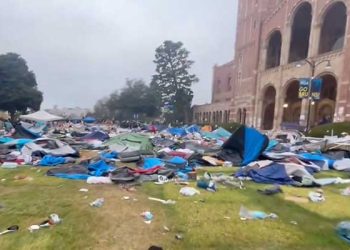 폭력사태 UCLA, 결국 시위대 강제 해산.. 200여명 체포