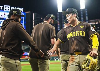 김하성, 시즌 6호 홈런 포함 2안타 맹활약