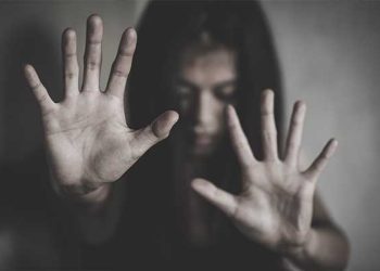 인신매매범에 납치 10대 소녀, ‘911’ 문자로 극적 구조