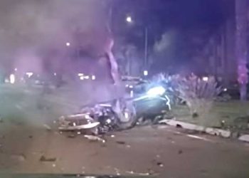 경찰과 추격전 람보르기니 처참한 최후(영상)