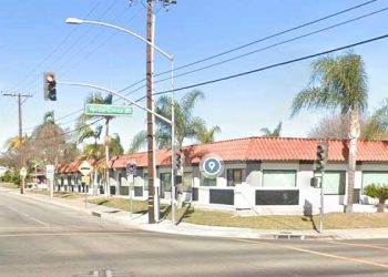 스포츠카 운전 하던 10대 충돌사고 사망…4명 부상