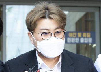 김호중, 징역 3년 이상 실형 가능…”사고 직후 합의했어야”