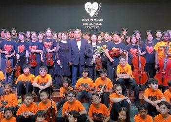 “이것이 바로 진정한 커뮤니티 인종 화합의 현장”