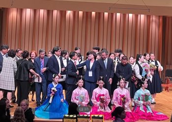 400석 메운 관객들 “아리랑 연곡 환상적” … 국악고 LA 지퍼홀 공연(영상)