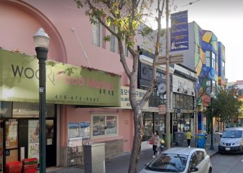 [화제] “재팬타운 중심에 코리아타운 형성 중”…한글간판 단 업소들 수십여곳 밀집