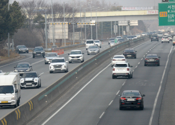 “분기점 지났네” 고속도로 후진·초저속 주행하다 사망사고