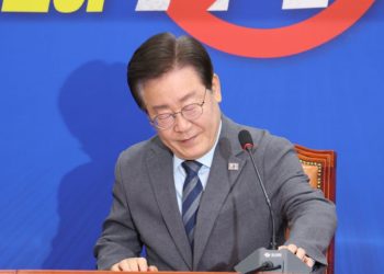 ‘또대명’ 이재명, 당대표 사임…막 오른 전당대회