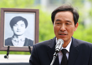 우상호 “이재명 연임, 중도층 비판..대권에 도움이 될까”