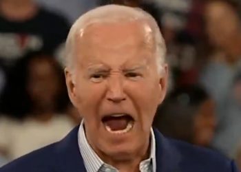 “바이든만 결단해주면 대체후보 낸다” … 유권자 “트럼트∙바이든, 모두 절망적”