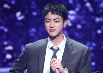 방탄소년단 진, 전역 후 근황 “딱 하루 쉬어…연기할 생각 없다”