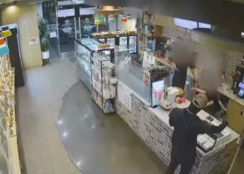 LA 한인타운 웨스턴가 한인 베이커리에 권총 강도