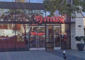 절도기승 소매점들, 직원 바디캠 착용 움직임 … 범죄 줄어들까?