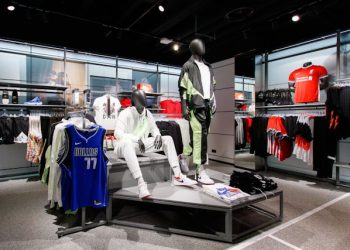 나이키 신발이 안팔린다 … 주가 폭락