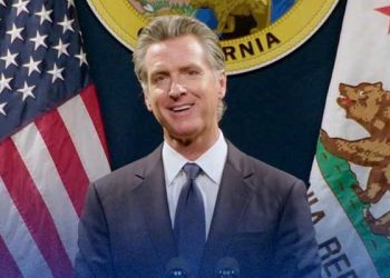 개빈 뉴섬 주지사, 바이든 대체 후보 급부상 … “트럼프 상대 승리 가능성 53%”