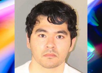 “치료사가 짐승” 중증 장애 9살 여자 어린이 성폭행