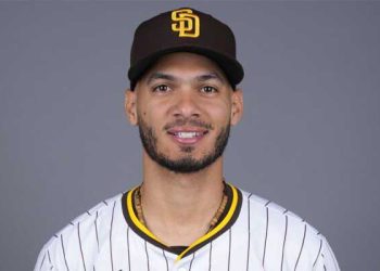 MLB 역사 100년 만에 첫 현역선수 퇴출